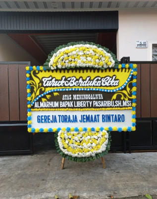 Papan Bunga Duka di Aur Duri