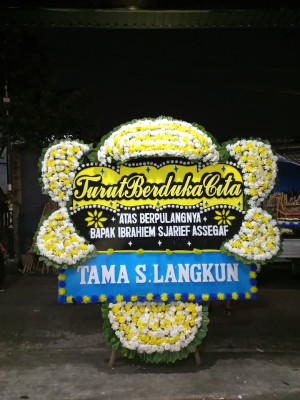 Papan Bunga Duka di Aur Duri